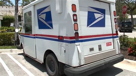 Postal service drivers in Florida struggle amidst scorching heat; urgent need for A/C in trucks